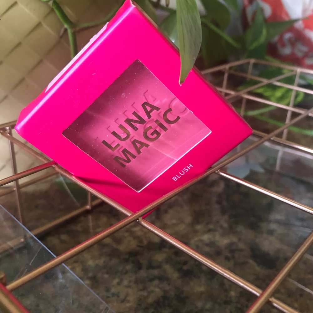 Luna Magic Blush Color Aalia